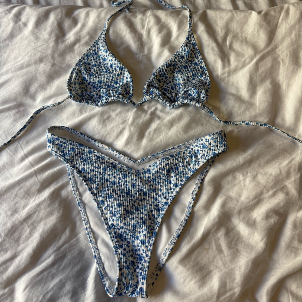 Hollister Blue Floral Bikinj